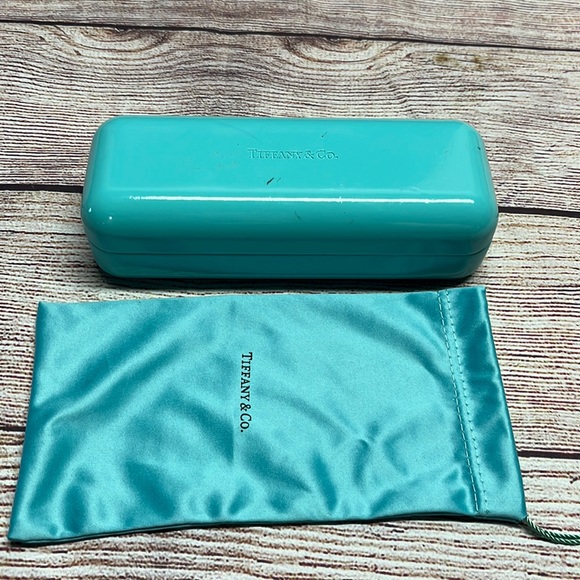 Tiffany Hard Glass Case - Picture 1 of 3
